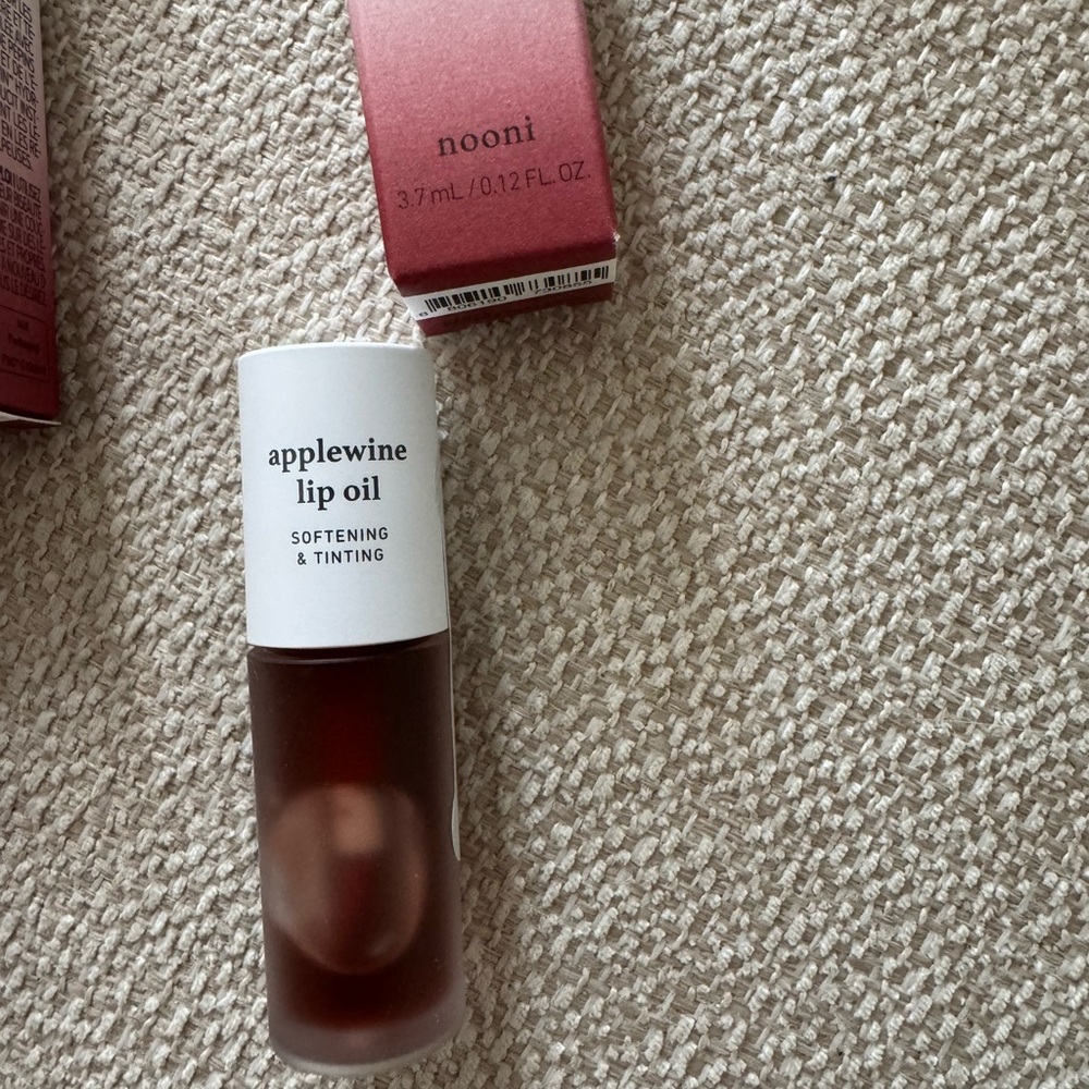 Applewine Lip Oil - Softening & Tinting